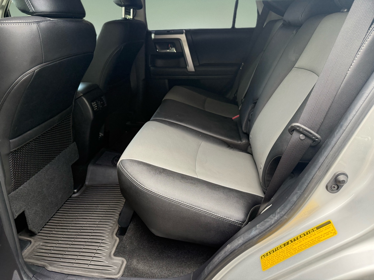 Toyota 4Runner SR5 Premium 2WD (Natl) 2022