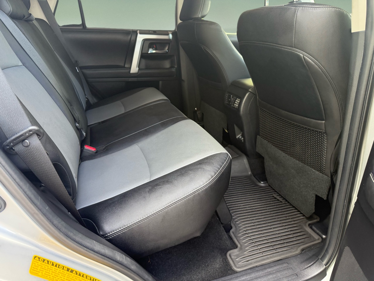 Toyota 4Runner SR5 Premium 2WD (Natl) 2022