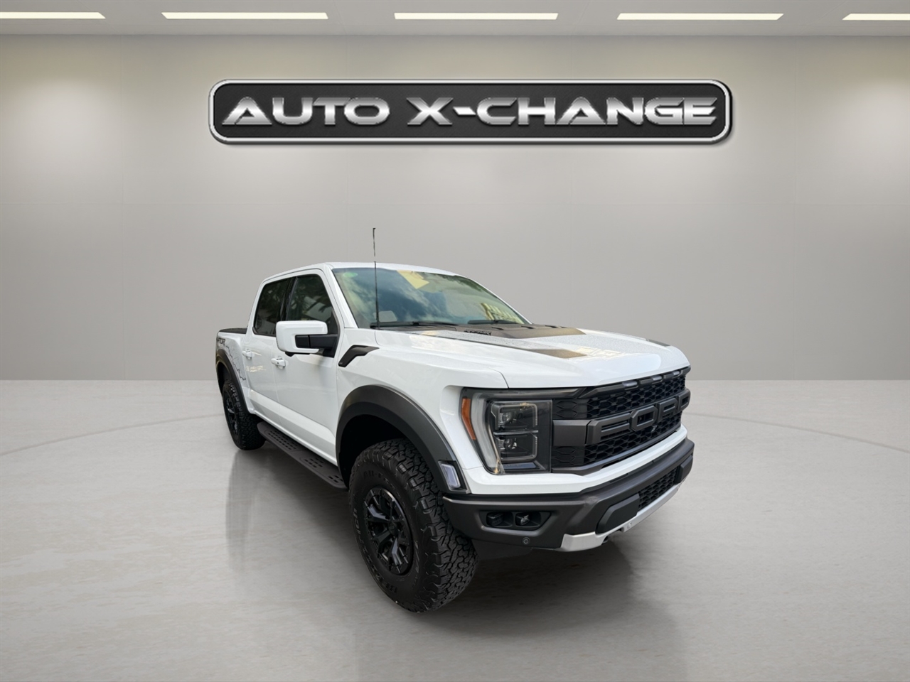 Ford F-150 SVT Raptor SuperCrew 5.5-ft. Bed 4WD 2023