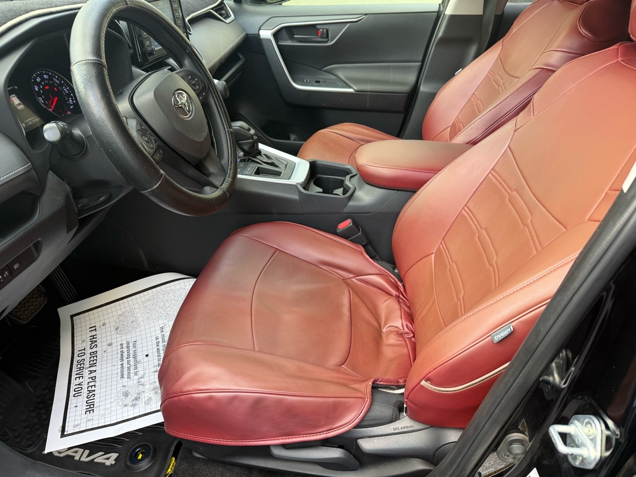 Toyota RAV4 LE FWD (Natl) 2019