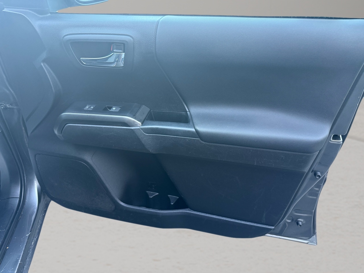 Toyota Tacoma 2WD TRD Sport Double Cab 6' Bed V6 AT (Natl) 2021