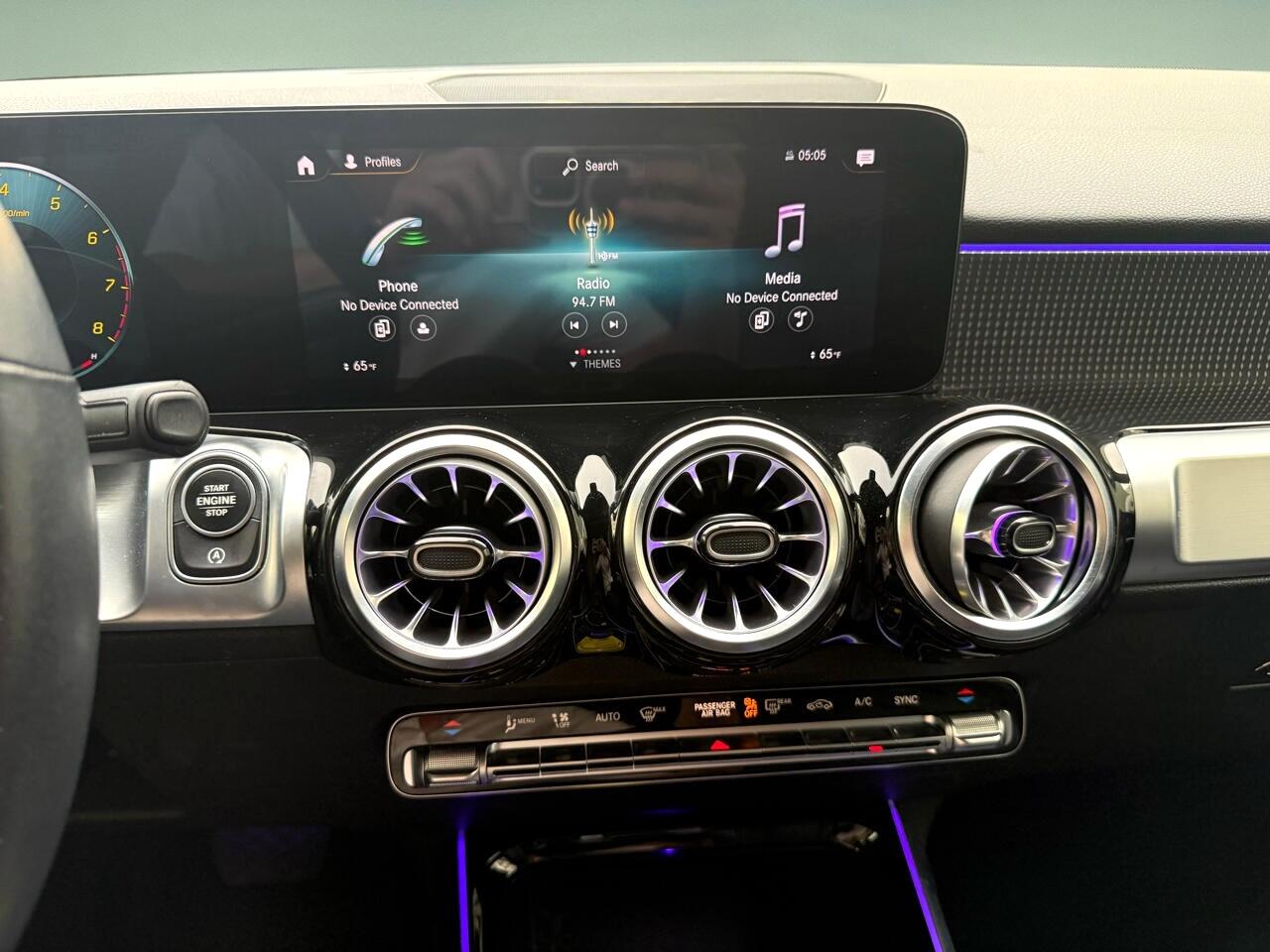 Mercedes-Benz GLB GLB 250 SUV 2022