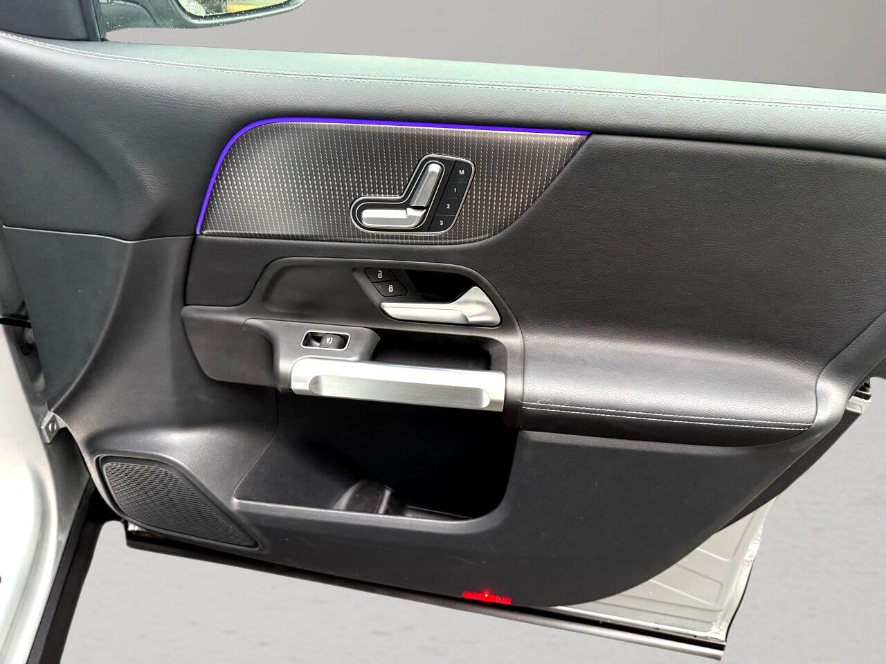 Mercedes-Benz GLB GLB 250 SUV 2022