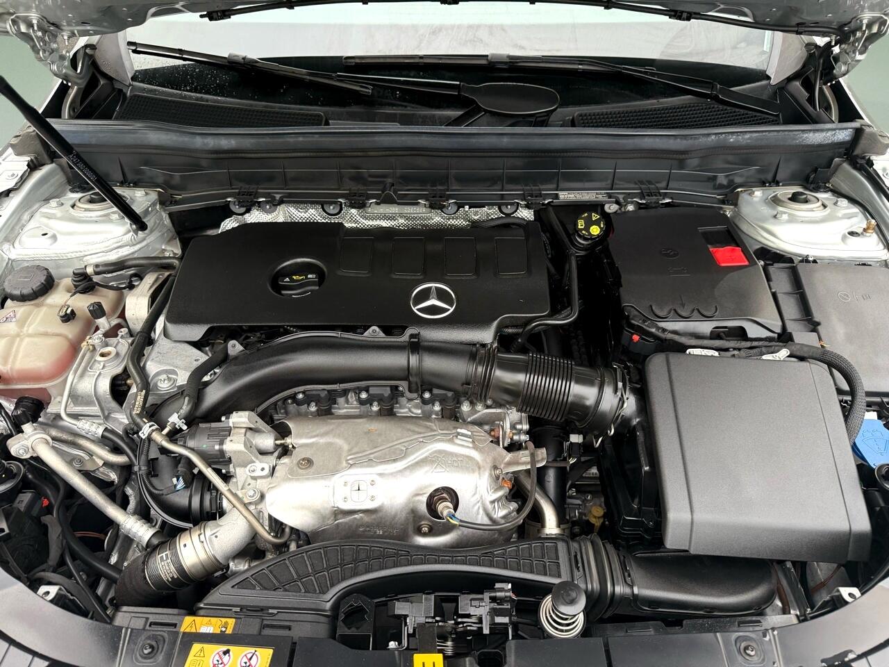 Mercedes-Benz GLB GLB 250 SUV 2022