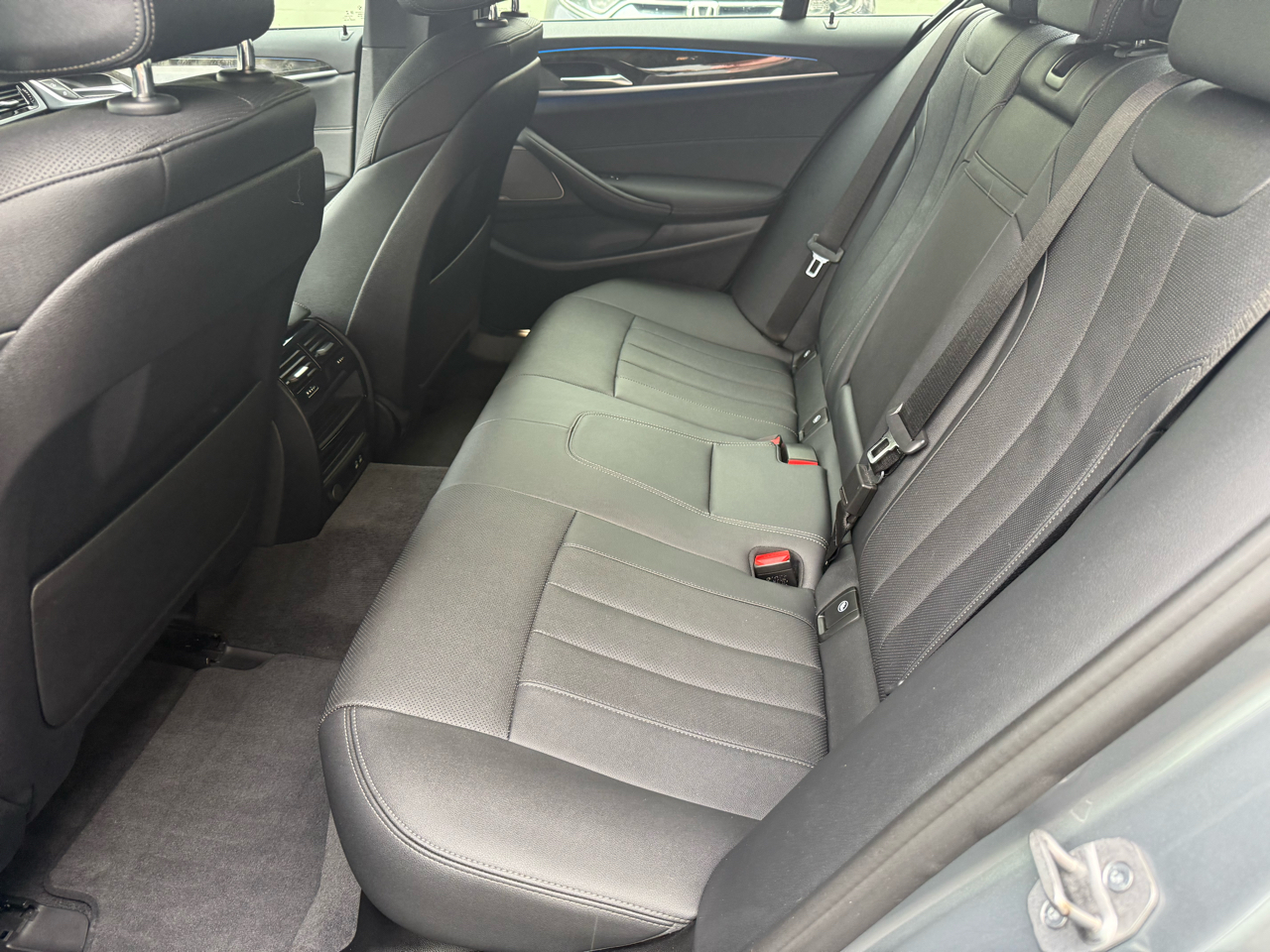 BMW 5 Series 530e Plug-In Hybrid 2023