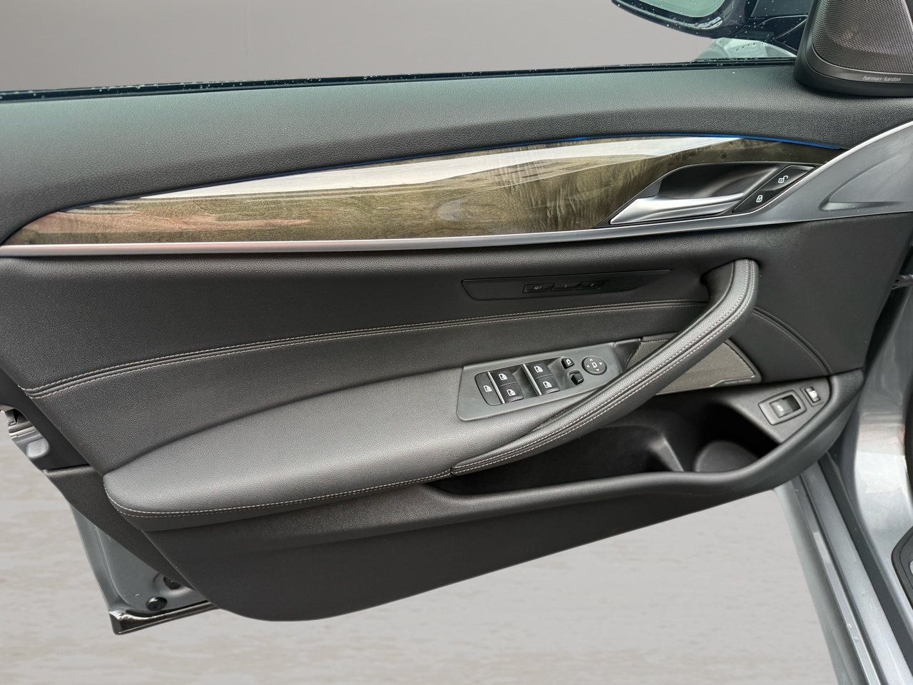 BMW 5 Series 530e Plug-In Hybrid 2023