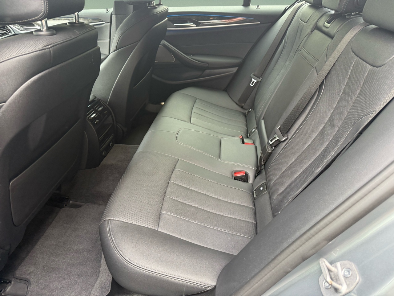 BMW 5 Series 530e Plug-In Hybrid 2023