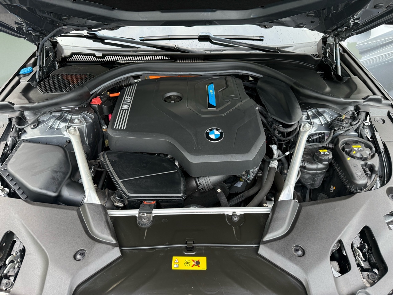 BMW 5 Series 530e Plug-In Hybrid 2023