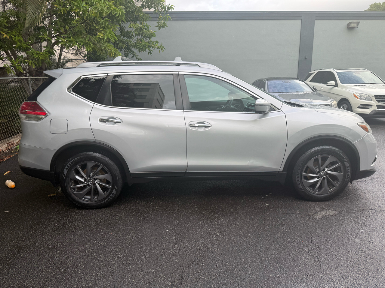 Nissan Rogue FWD 4dr SL 2016