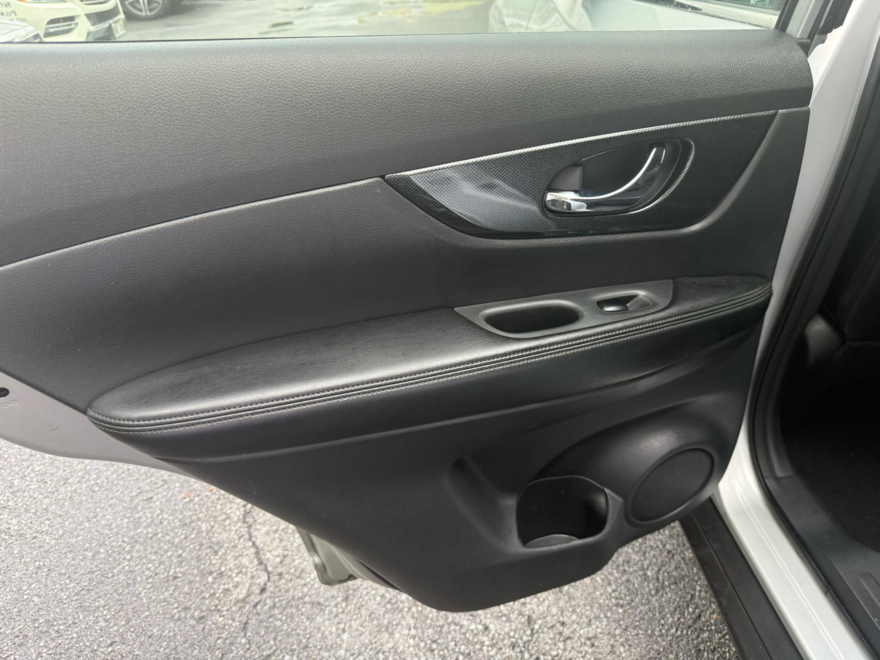 Nissan Rogue FWD 4dr SL 2016