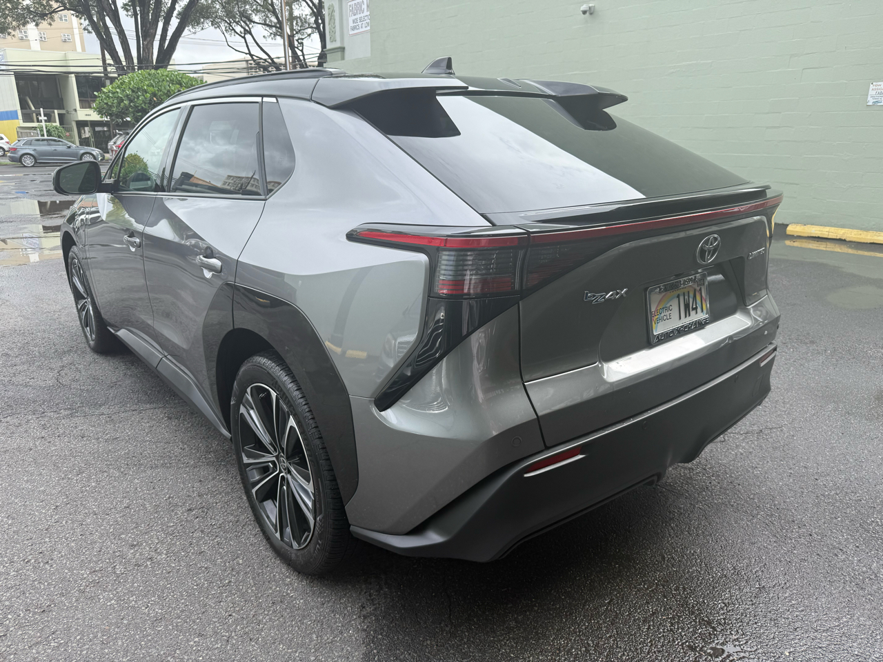 Toyota BZ4X Limited AWD (Natl) 2023