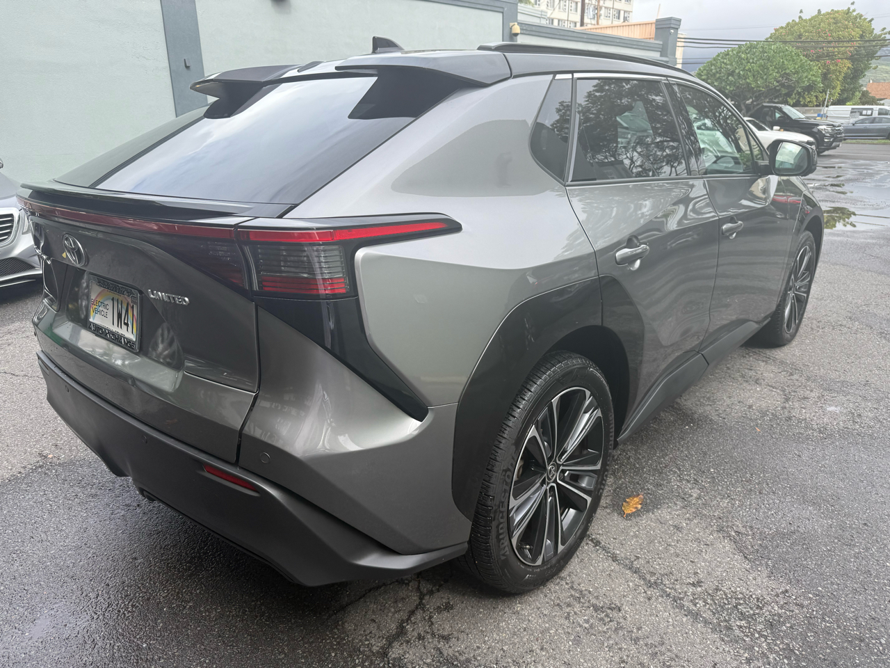 Toyota BZ4X Limited AWD (Natl) 2023