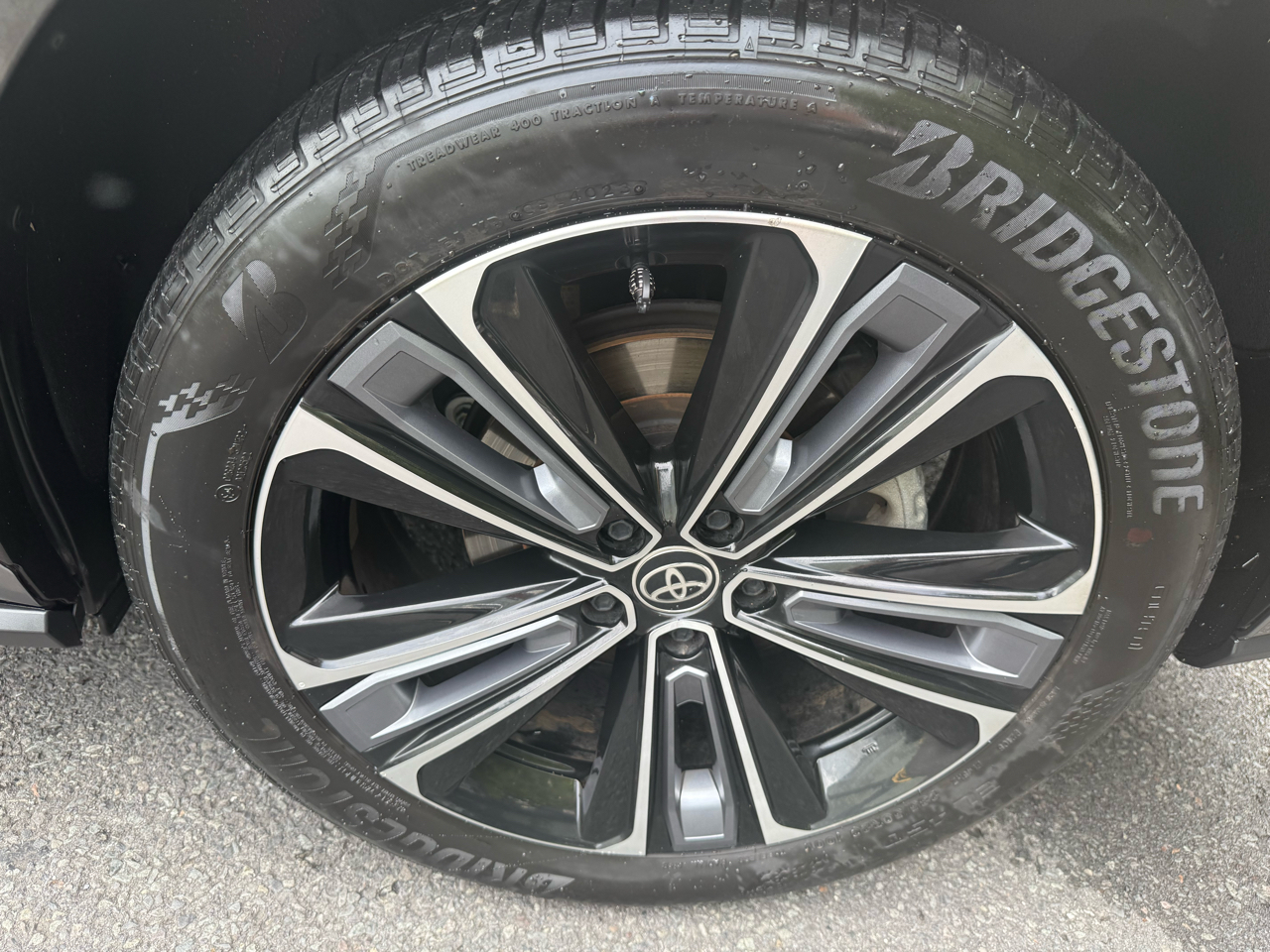 Toyota BZ4X Limited AWD (Natl) 2023