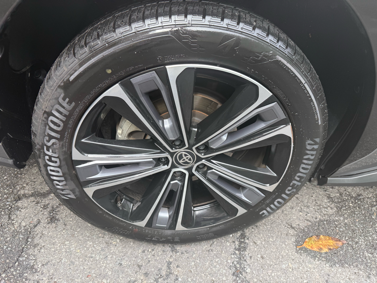 Toyota BZ4X Limited AWD (Natl) 2023