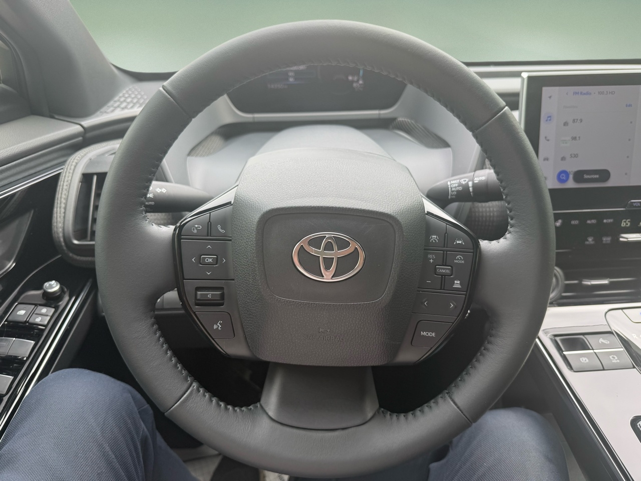 Toyota BZ4X Limited AWD (Natl) 2023