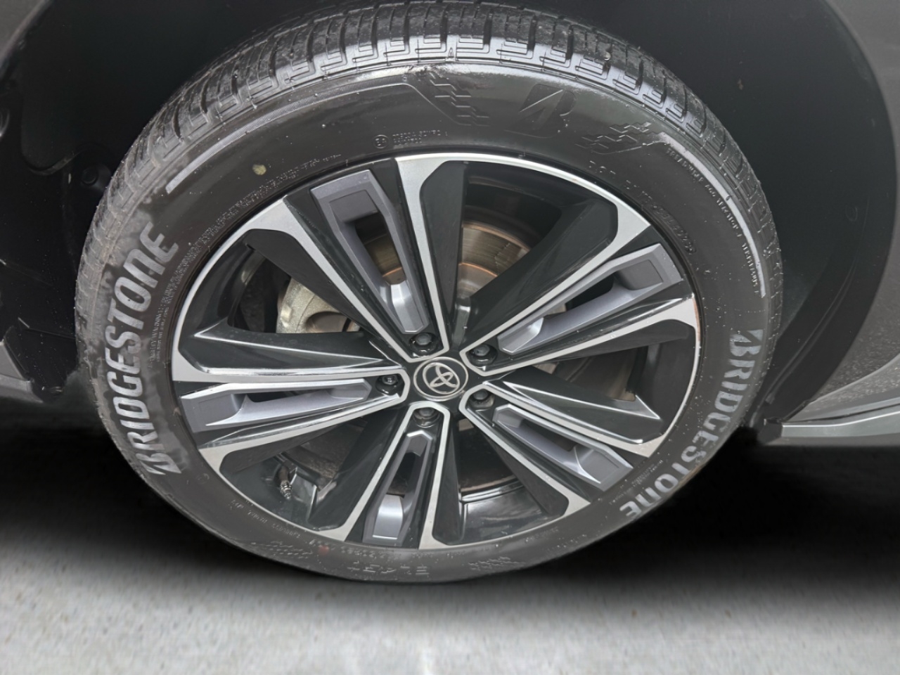 Toyota BZ4X Limited AWD (Natl) 2023