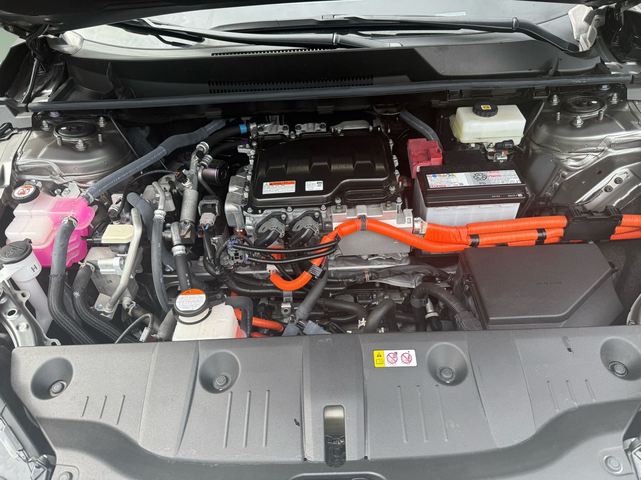 Toyota BZ4X Limited AWD (Natl) 2023