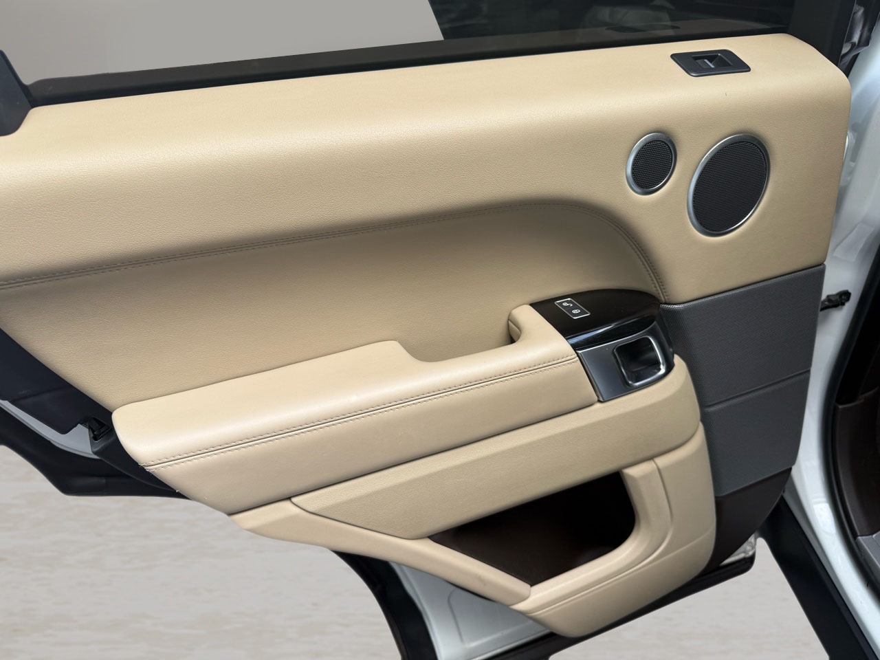 Land Rover Range Rover Sport 4WD 4dr V6 HSE 2016