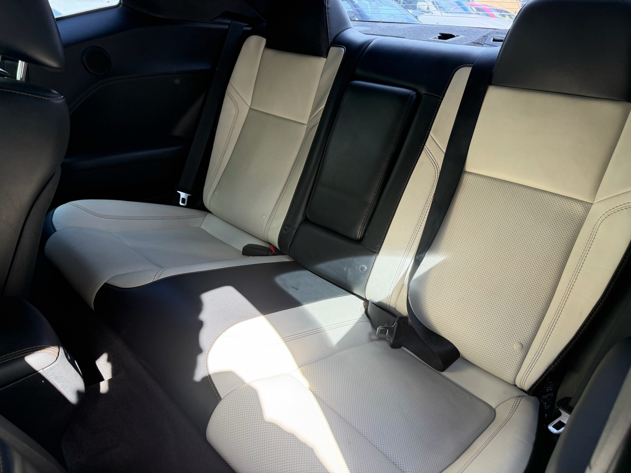 Dodge Challenger 2dr Cpe R/T Plus 2015