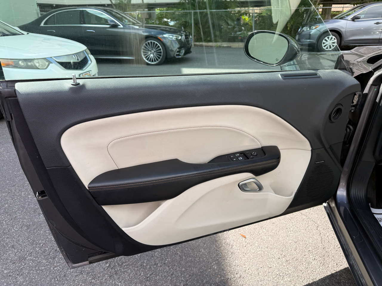 Dodge Challenger 2dr Cpe R/T Plus 2015