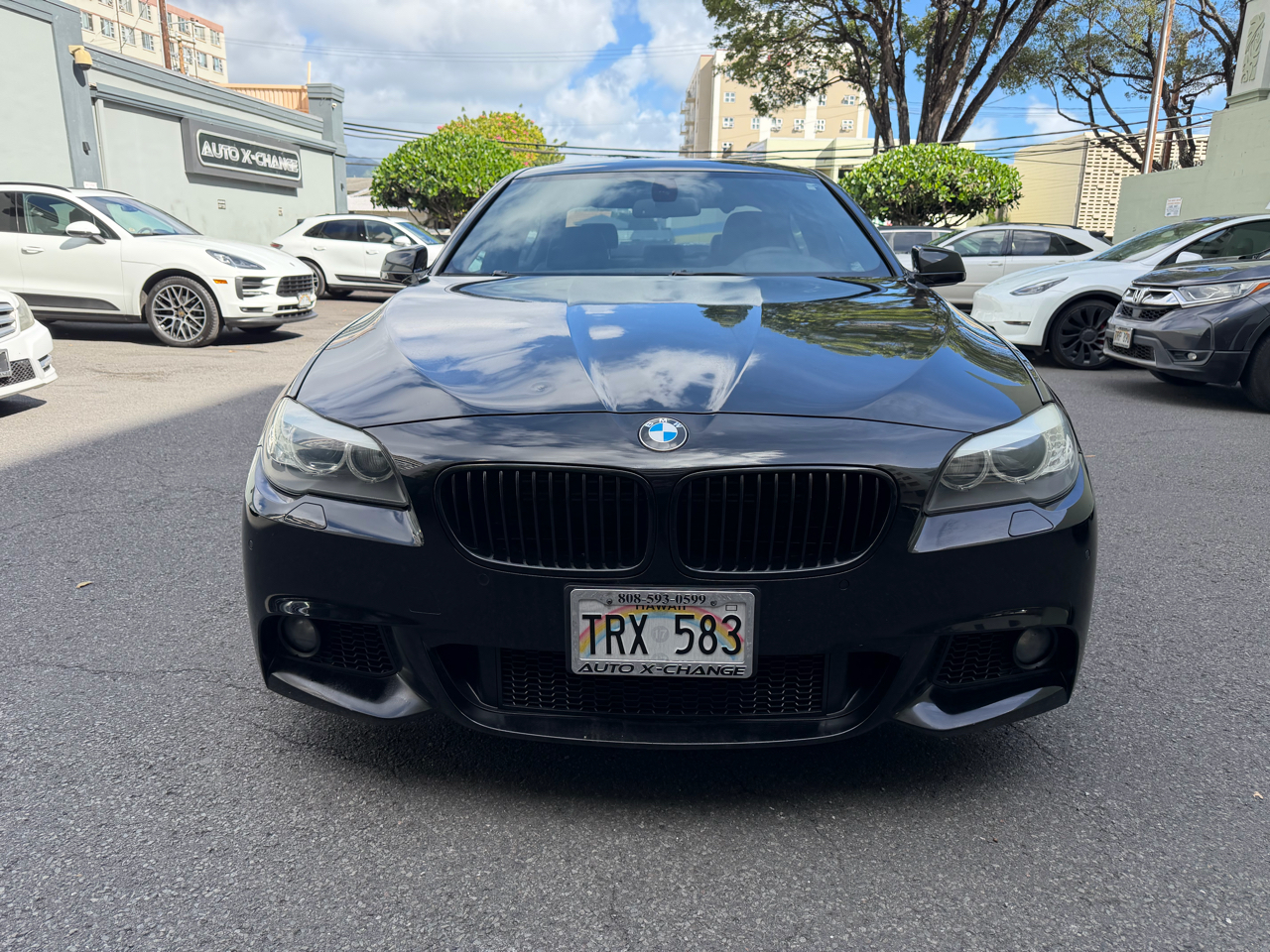 BMW 5 Series 4dr Sdn 550i RWD 2011