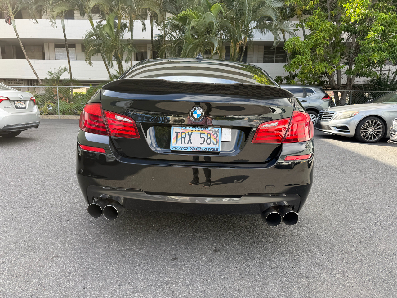 BMW 5 Series 4dr Sdn 550i RWD 2011