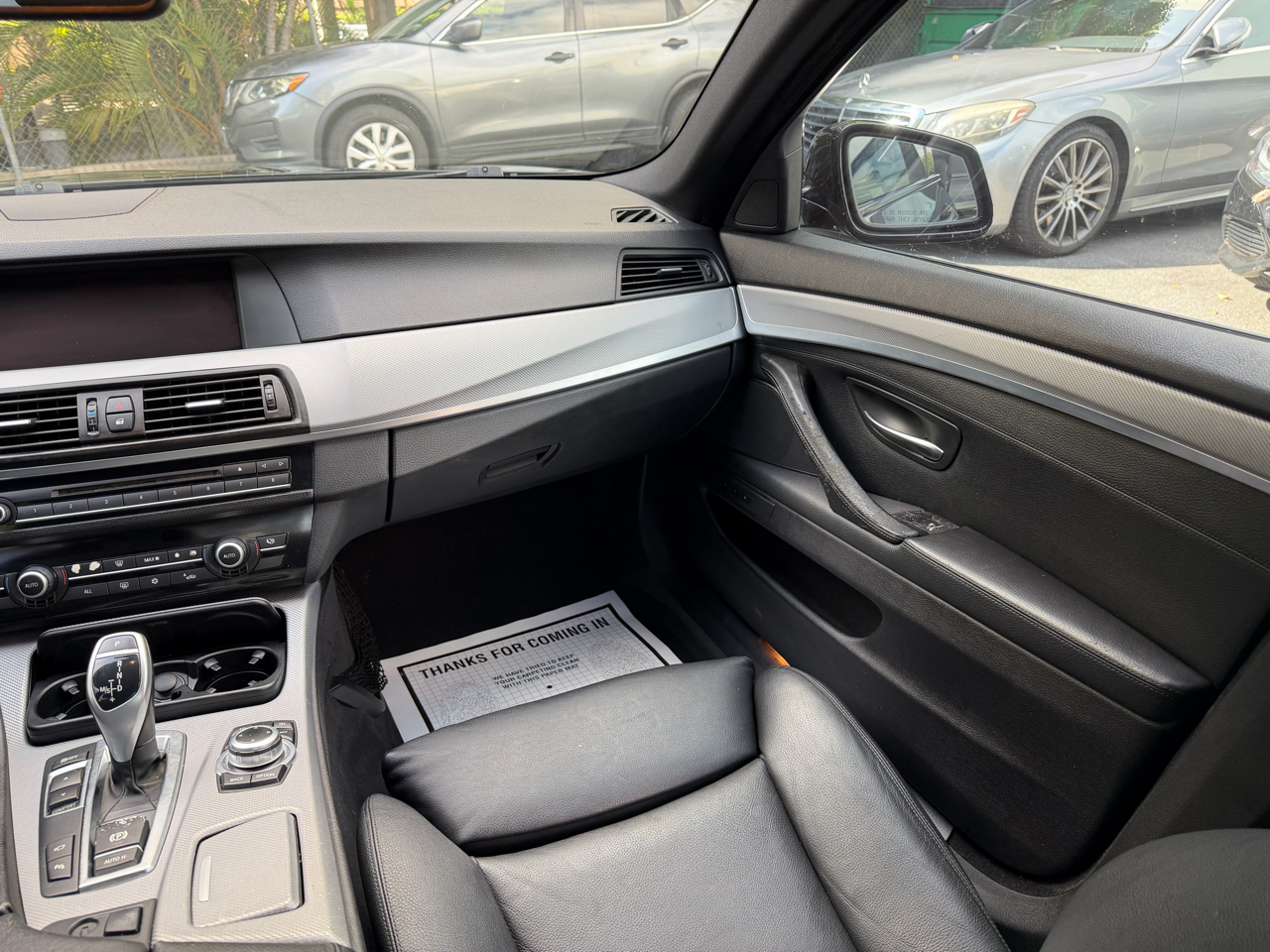 BMW 5 Series 4dr Sdn 550i RWD 2011