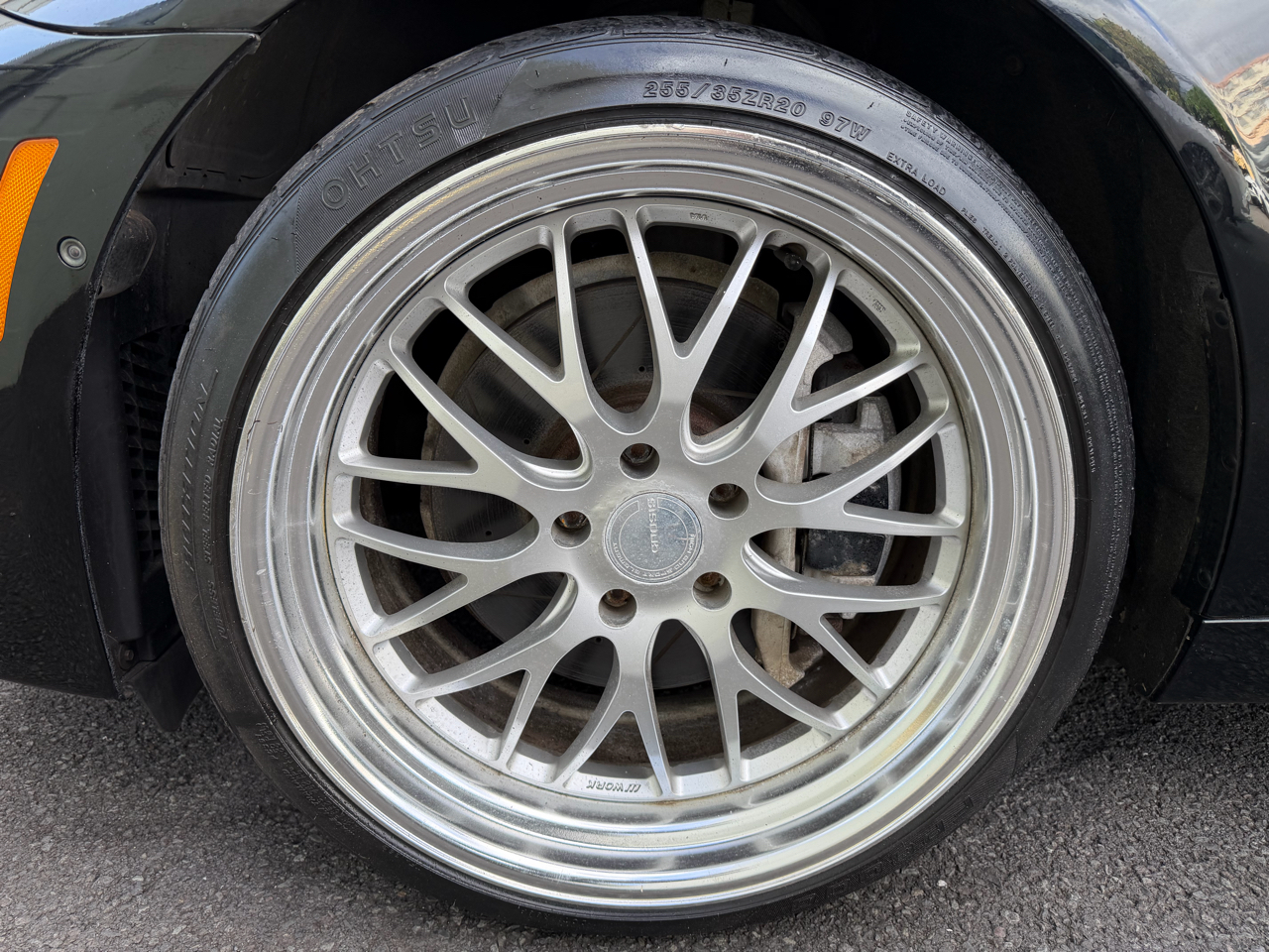 BMW 5 Series 4dr Sdn 550i RWD 2011