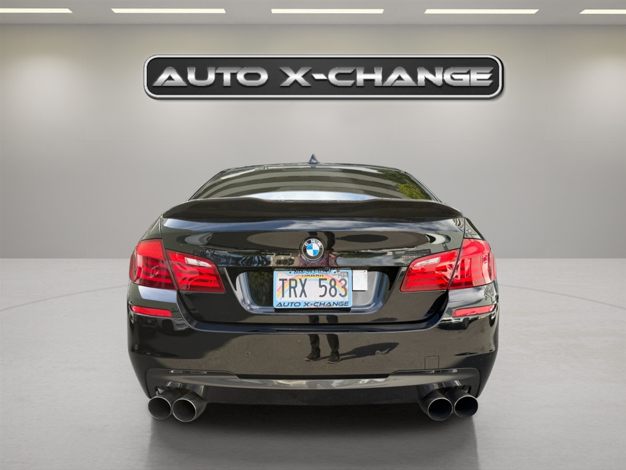 BMW 5 Series 4dr Sdn 550i RWD 2011