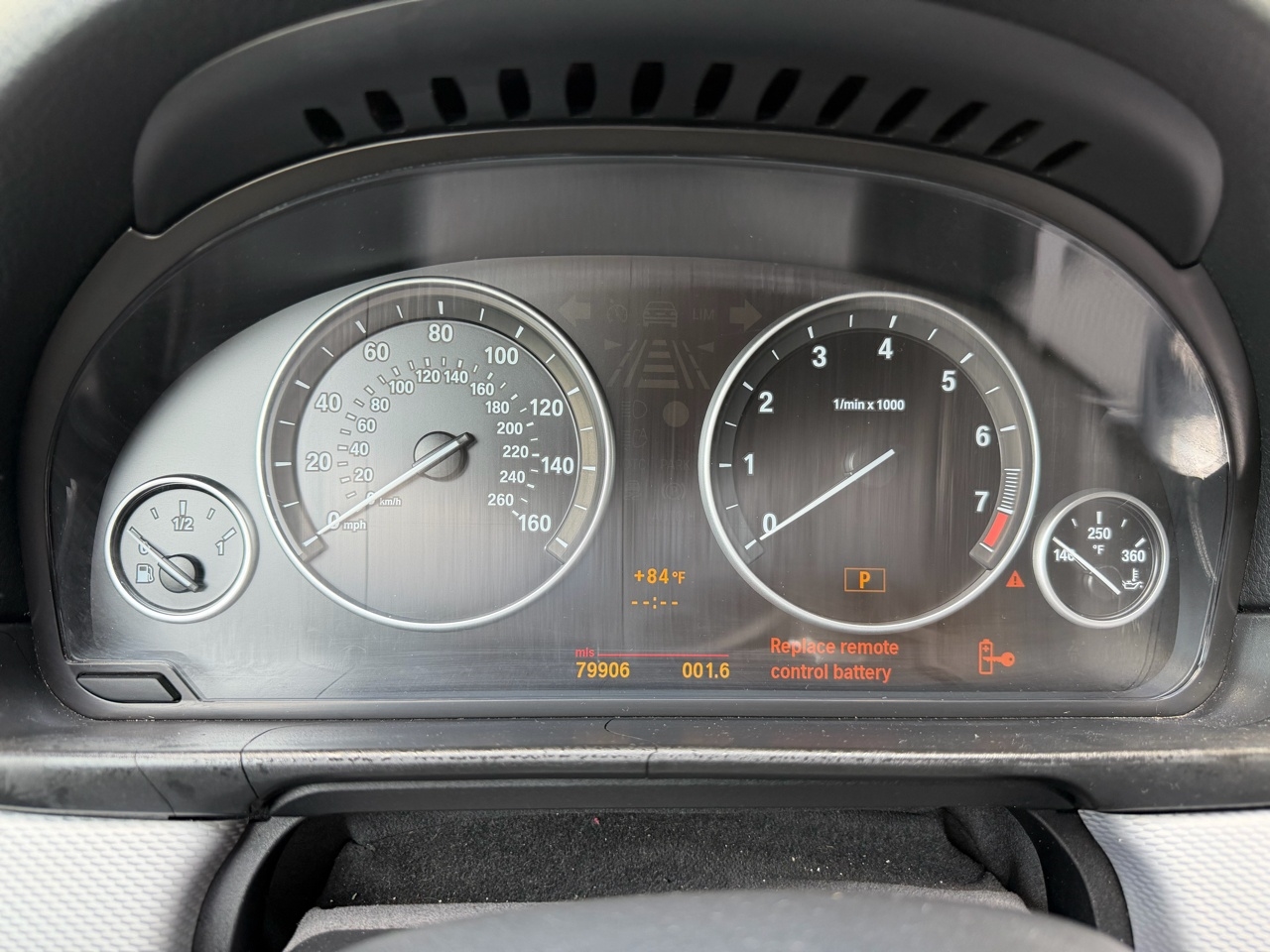 BMW 5 Series 4dr Sdn 550i RWD 2011