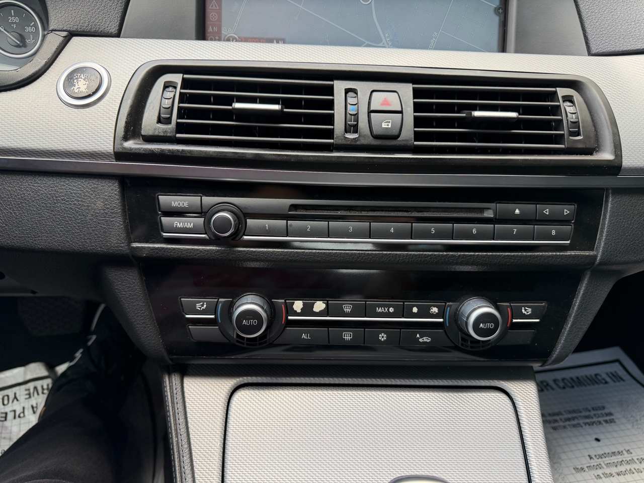 BMW 5 Series 4dr Sdn 550i RWD 2011