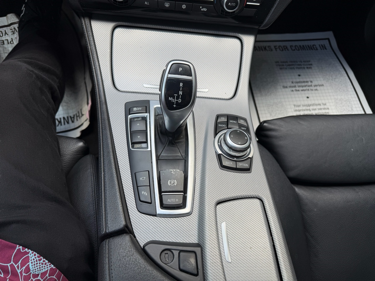 BMW 5 Series 4dr Sdn 550i RWD 2011