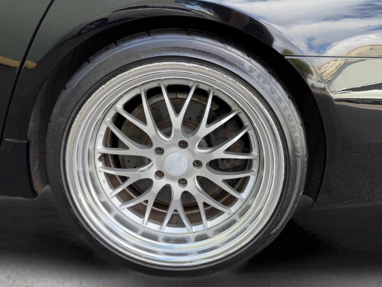 BMW 5 Series 4dr Sdn 550i RWD 2011