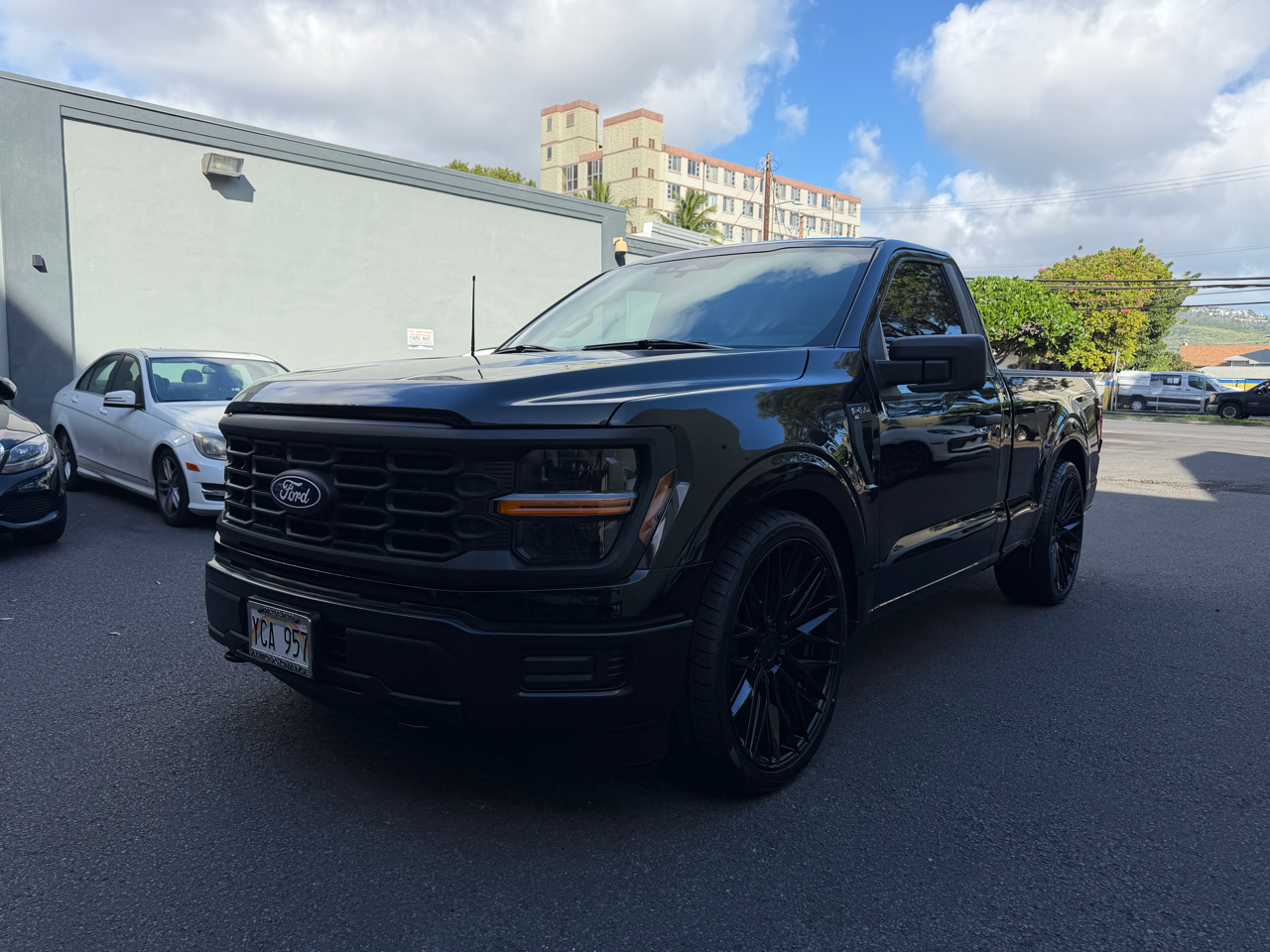 Ford F-150 4WD Reg Cab 122.5" XL 2025