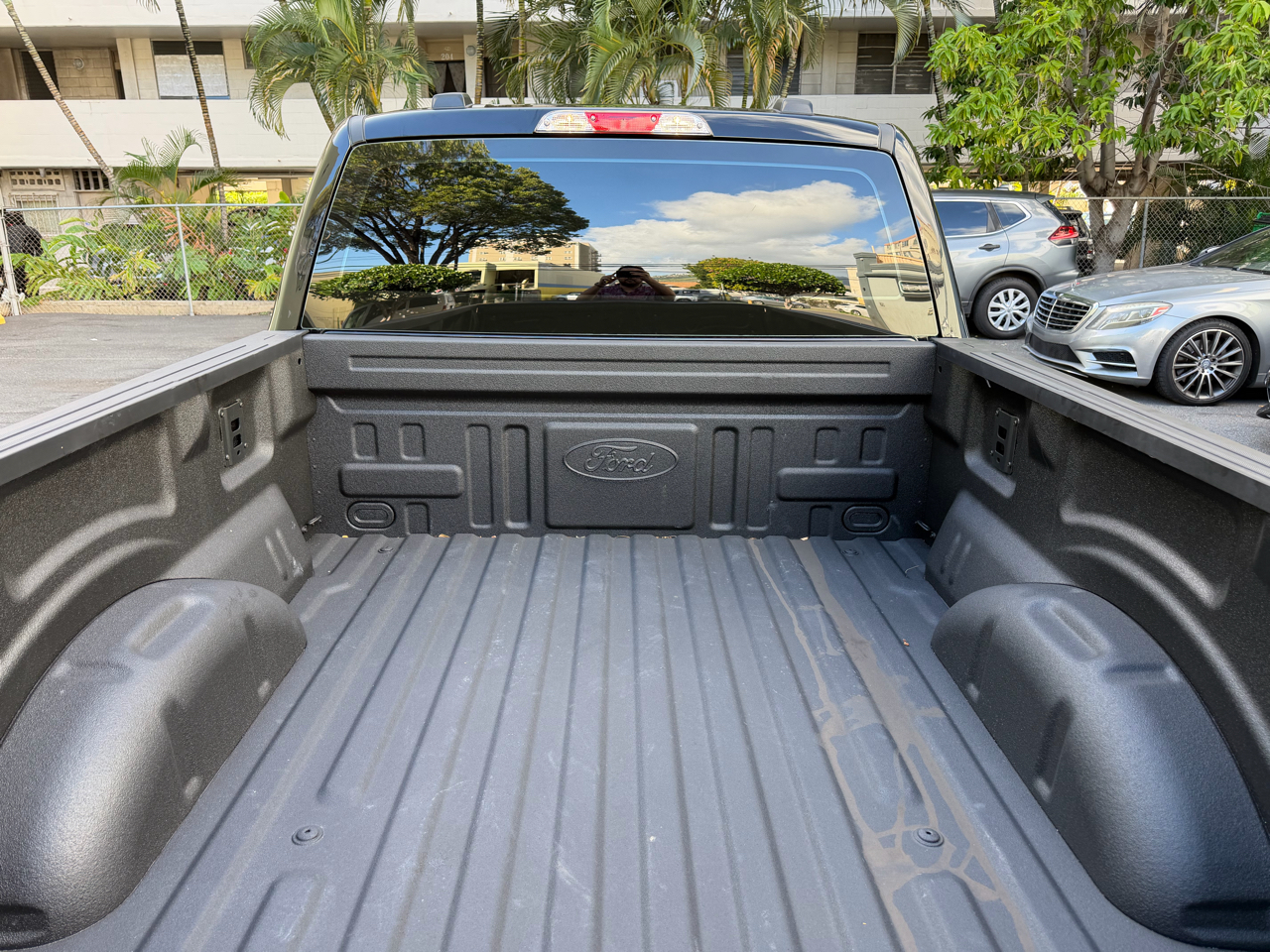 Ford F-150 4WD Reg Cab 122.5" XL 2025