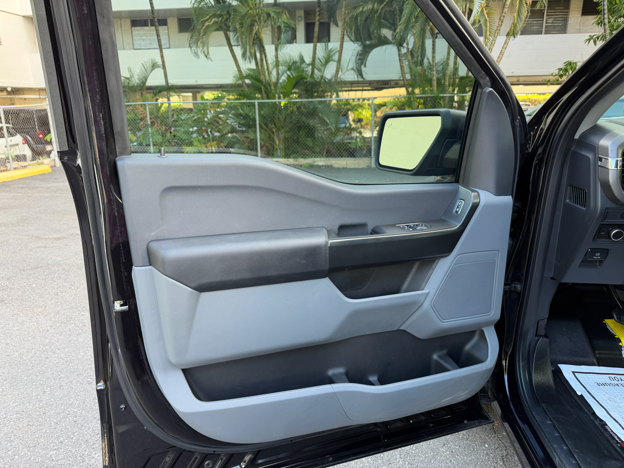 Ford F-150 4WD Reg Cab 122.5" XL 2025