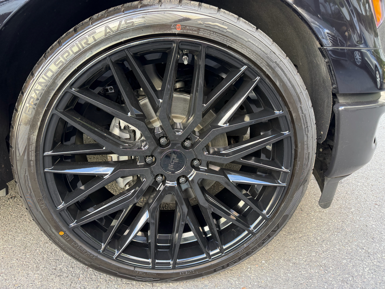 Ford F-150 4WD Reg Cab 122.5" XL 2025