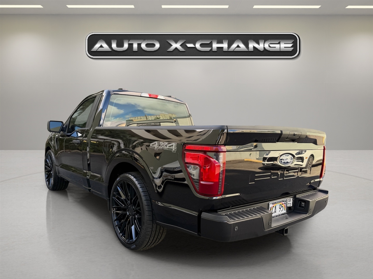 Ford F-150 4WD Reg Cab 122.5" XL 2025