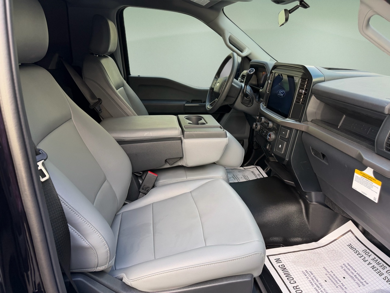 Ford F-150 4WD Reg Cab 122.5" XL 2025