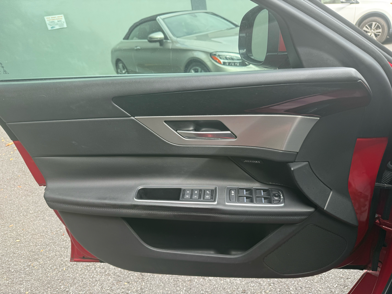 Jaguar XF 4dr Sdn 35t Prestige RWD 2016