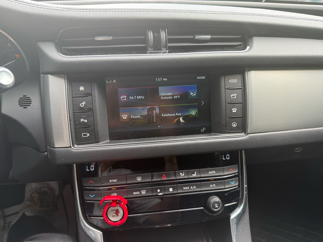 Jaguar XF 4dr Sdn 35t Prestige RWD 2016