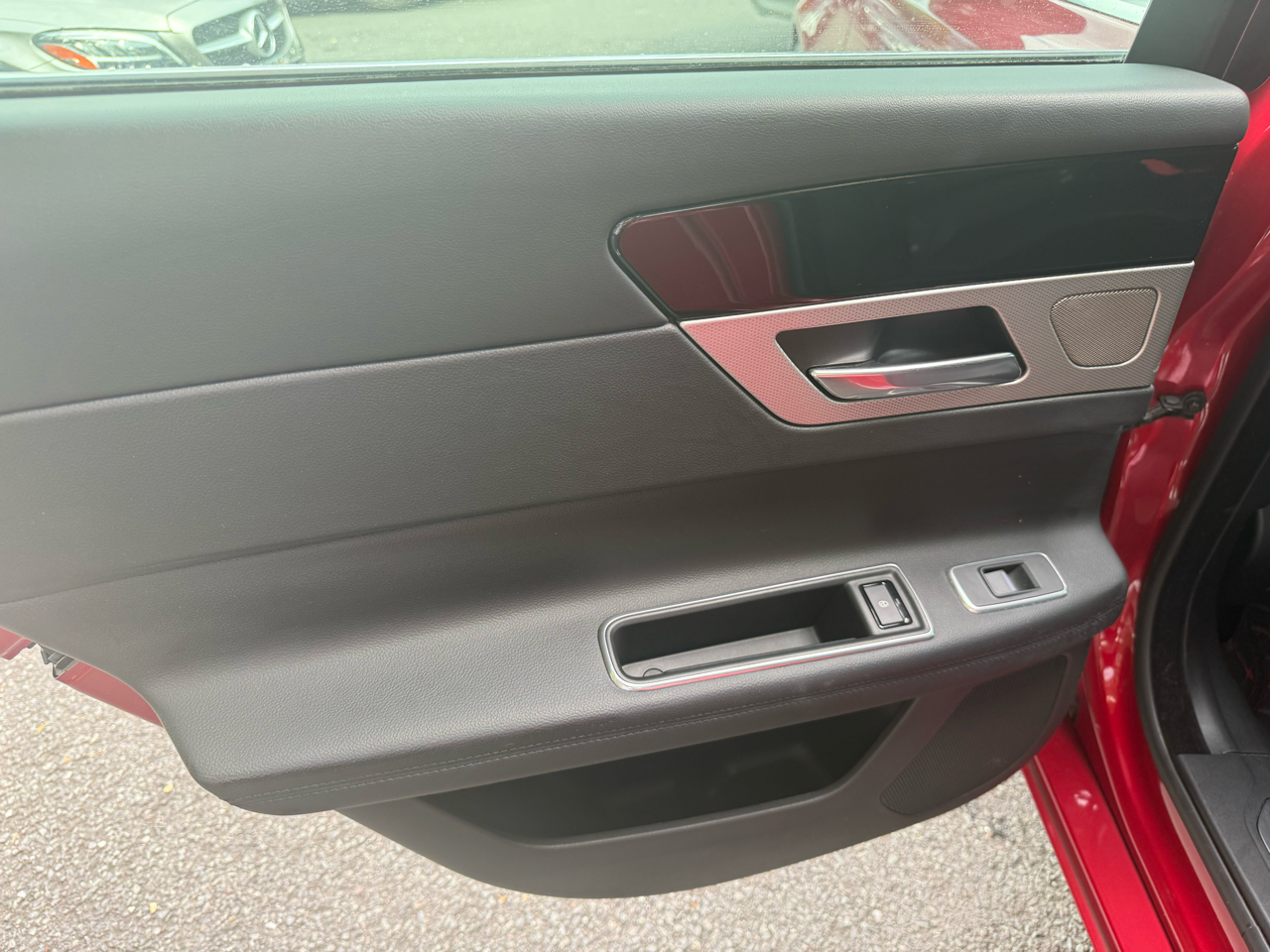 Jaguar XF 4dr Sdn 35t Prestige RWD 2016