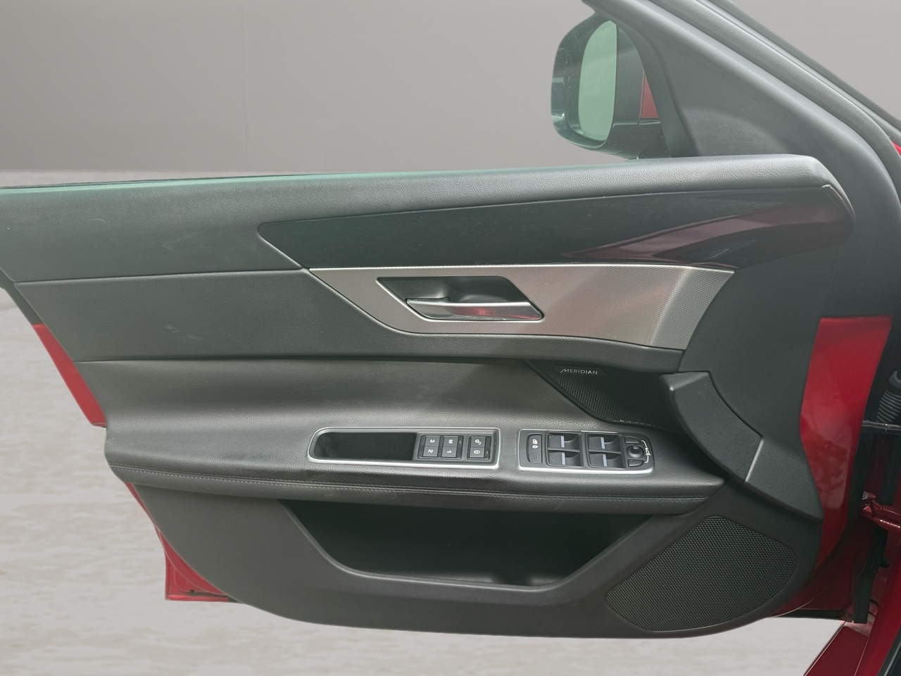 Jaguar XF 4dr Sdn 35t Prestige RWD 2016