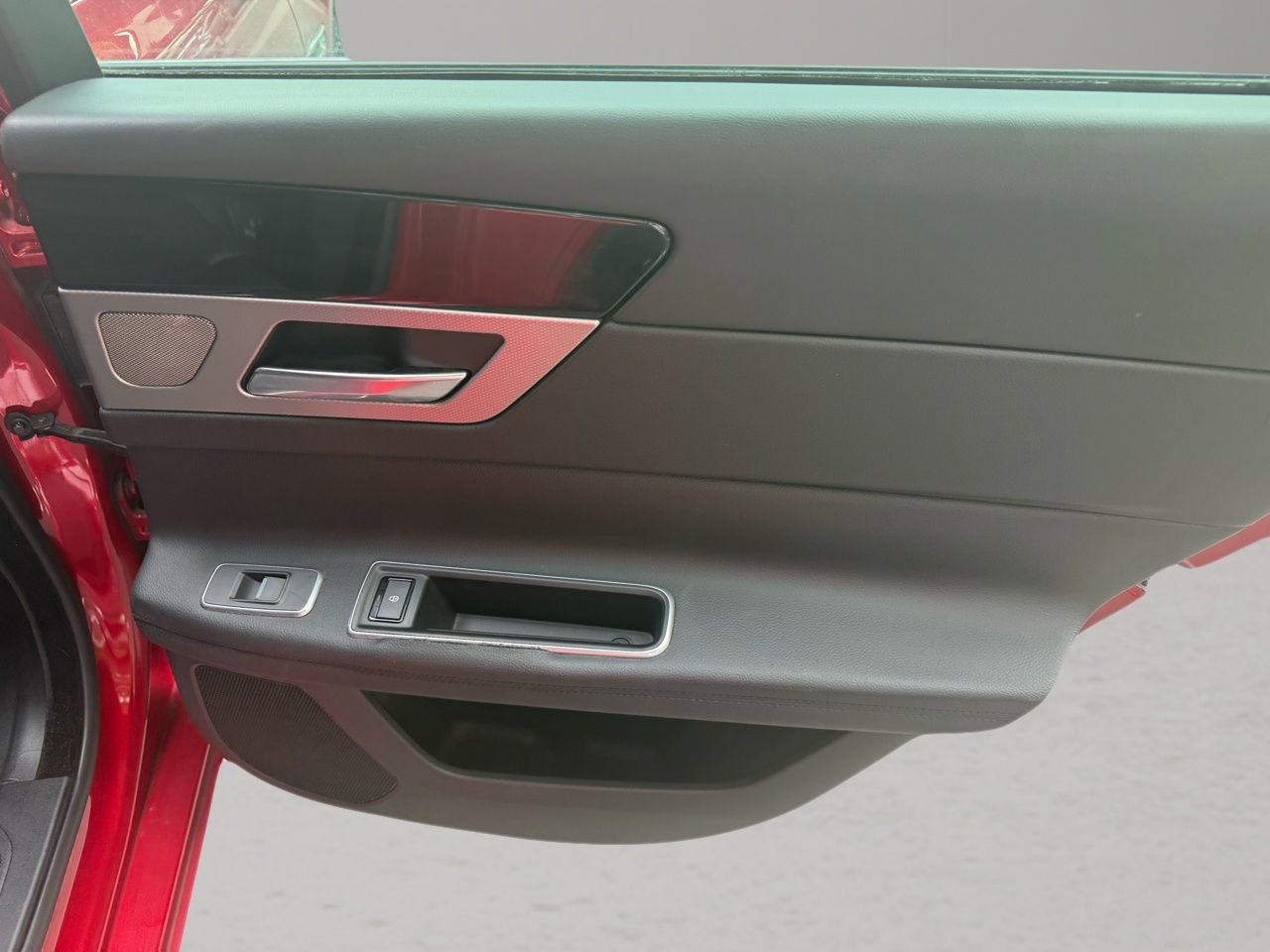 Jaguar XF 4dr Sdn 35t Prestige RWD 2016