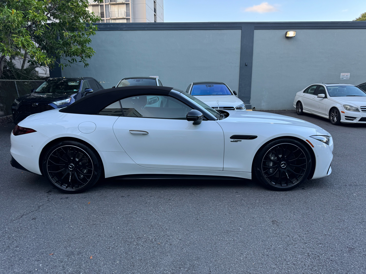 Mercedes-Benz SL AMG SL 43 Roadster 2026