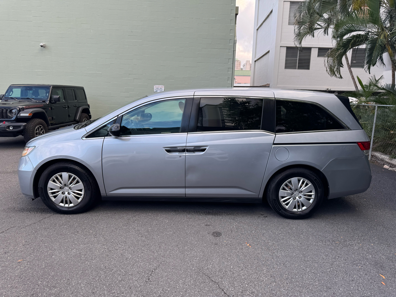 Honda Odyssey 5dr LX 2016