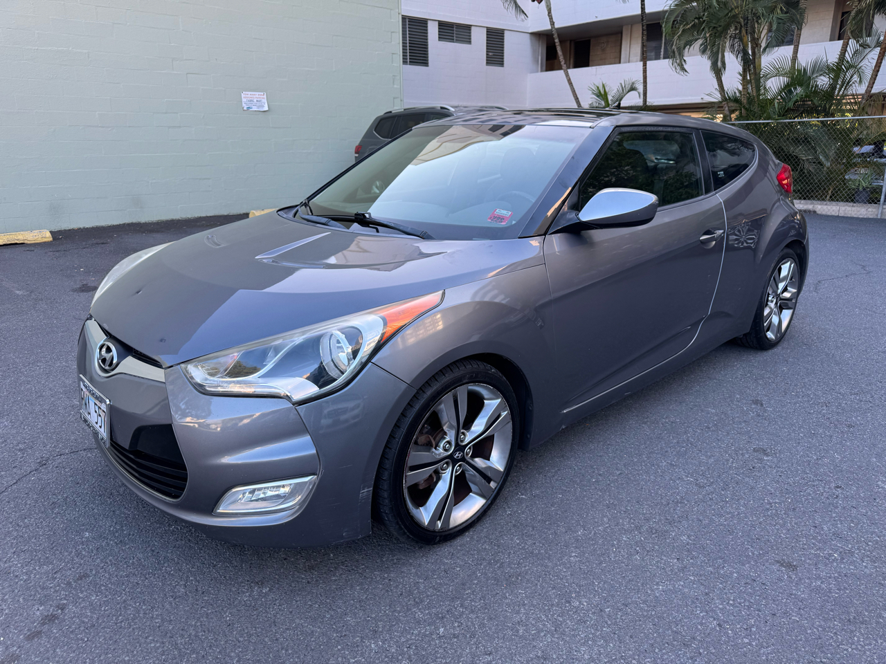 Hyundai Veloster 3dr Cpe Auto w/Black Int 2013