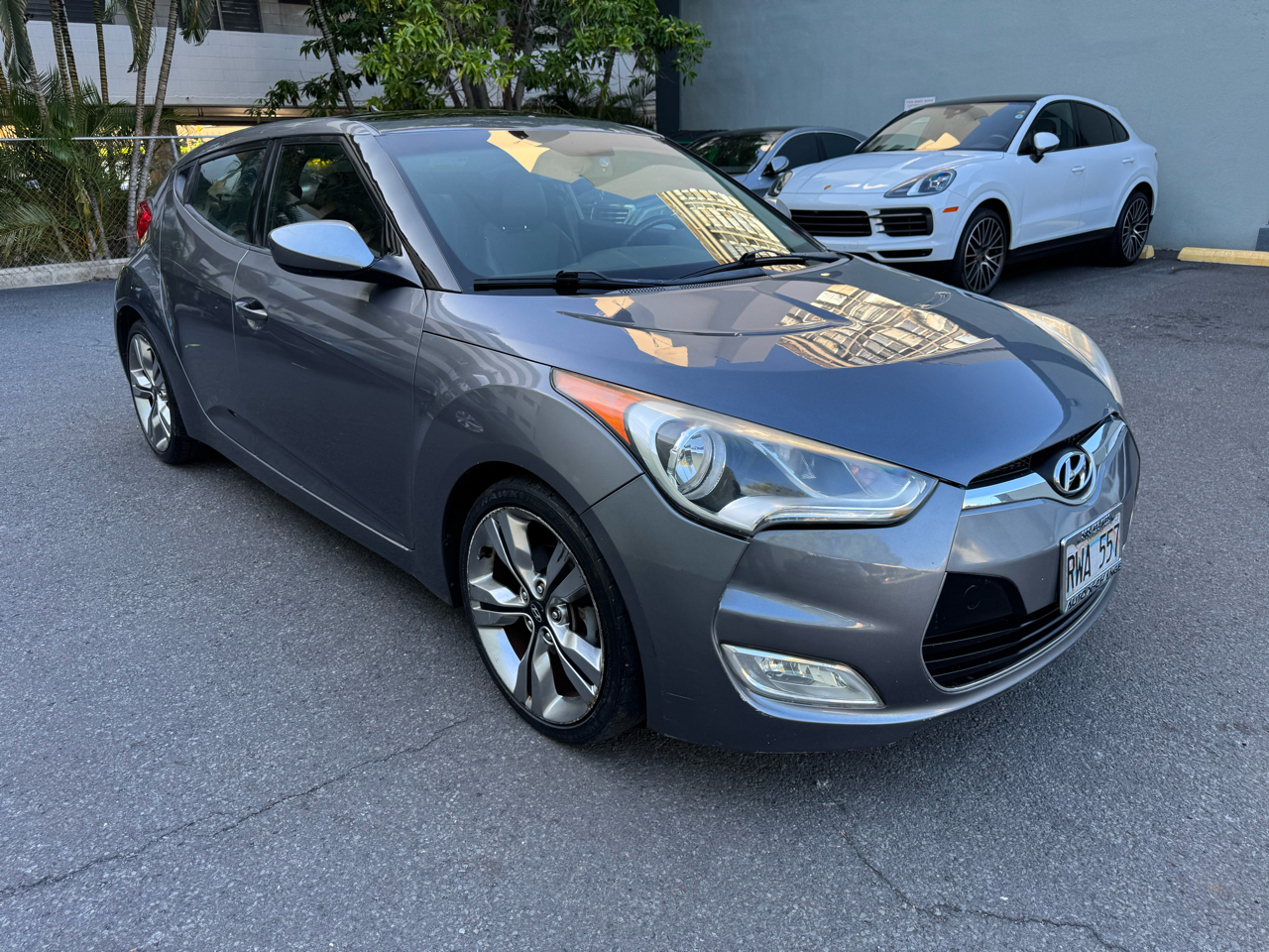 Hyundai Veloster 3dr Cpe Auto w/Black Int 2013