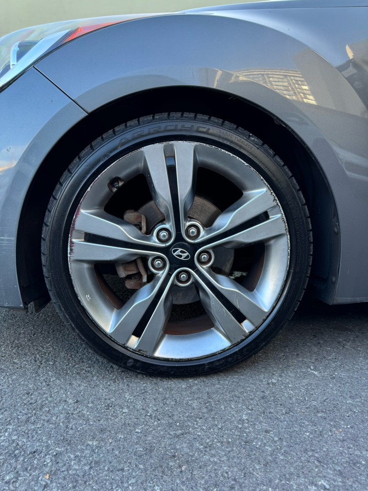 Hyundai Veloster 3dr Cpe Auto w/Black Int 2013