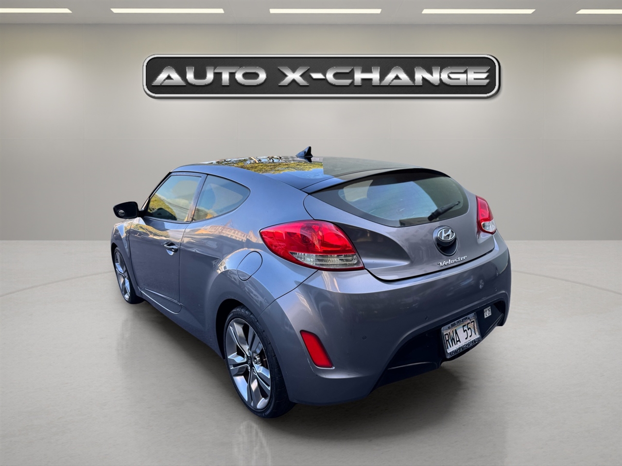 Hyundai Veloster 3dr Cpe Auto w/Black Int 2013